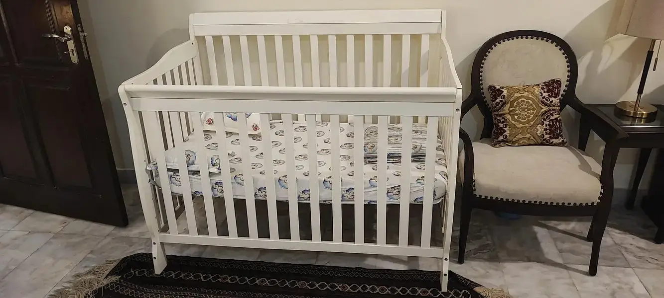 Baby cot | baby bed | wooden cot | kids bed | kids crib coat