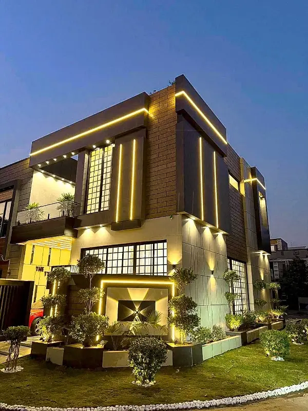 Faisal town 5 Marla house for sale