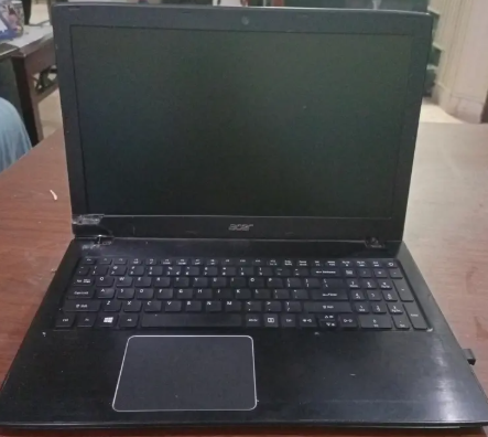Acer Aspire E5-576 i3 8th Gen | 12GB RAM | SSD+1TB | Fast Laptop