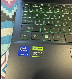 Acer Predator gaming Ultra 7-155H,16gb Ram 1tb Rtx4070 qhd 14.5 laptop