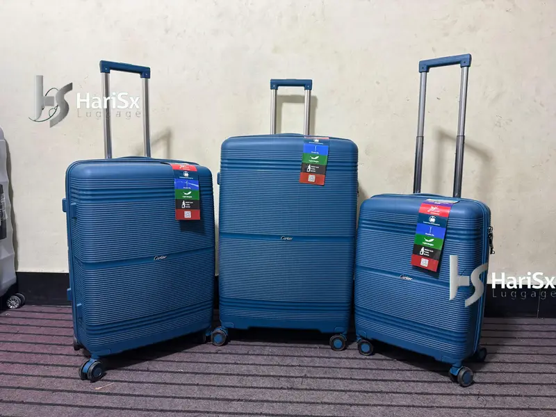 Luggage bags/ travel suitcases/ trolley bags/ travel trolley/ attachi