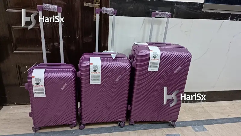 Luggage bags/ travel suitcases/ trolley bags/ travel trolley/ attachi