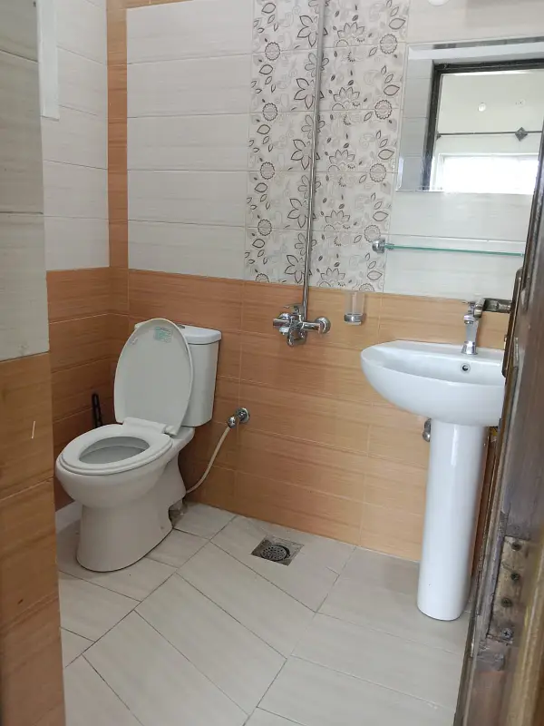 Corner Ground Portion Available For Rent electricity waterGas