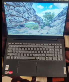 Lenovo Ryzen 5 7520U(4.3GHz) 16GB-DDR5 RAM 8GB Graphic 256GB NVMe 15.6