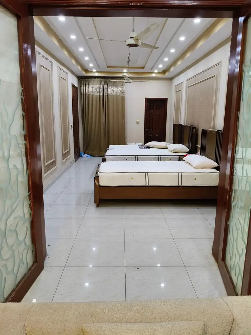 10 Marla Covered Area House available for rent