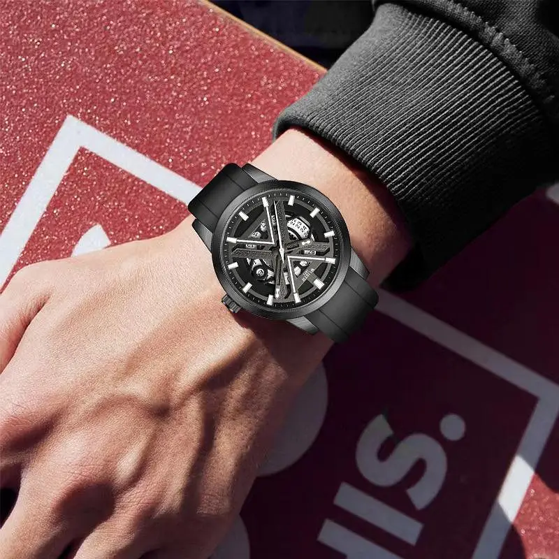 men watch waterproof