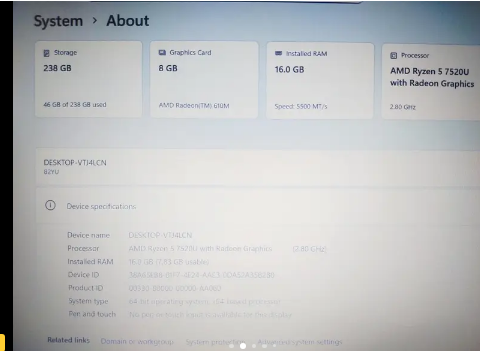 Lenovo Ryzen 5 7520U(4.3GHz) 16GB-DDR5 RAM 8GB Graphic 256GB NVMe 15.6