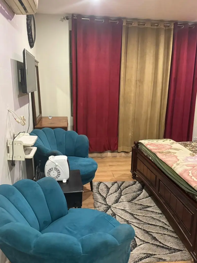 Airbnb/Daily basis Apartment one bed available at f11