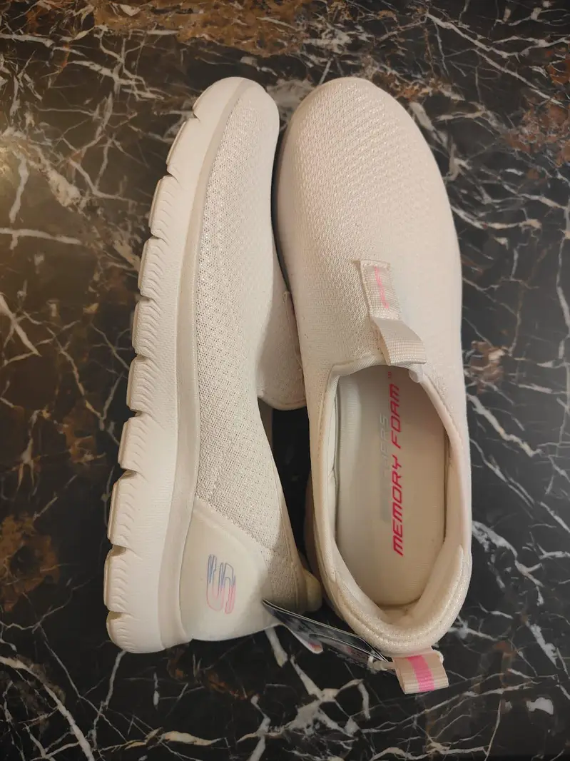 Original Ladies Sketchers Size 39