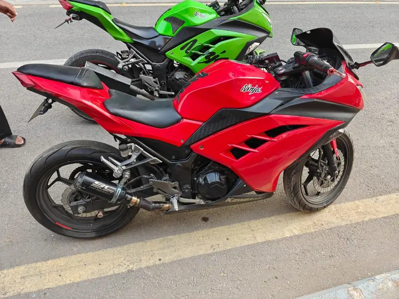 Kawasaki Ninja ZX-300 | Year 2013 | 12000 KMs WhatsApp 0336 - 4647206