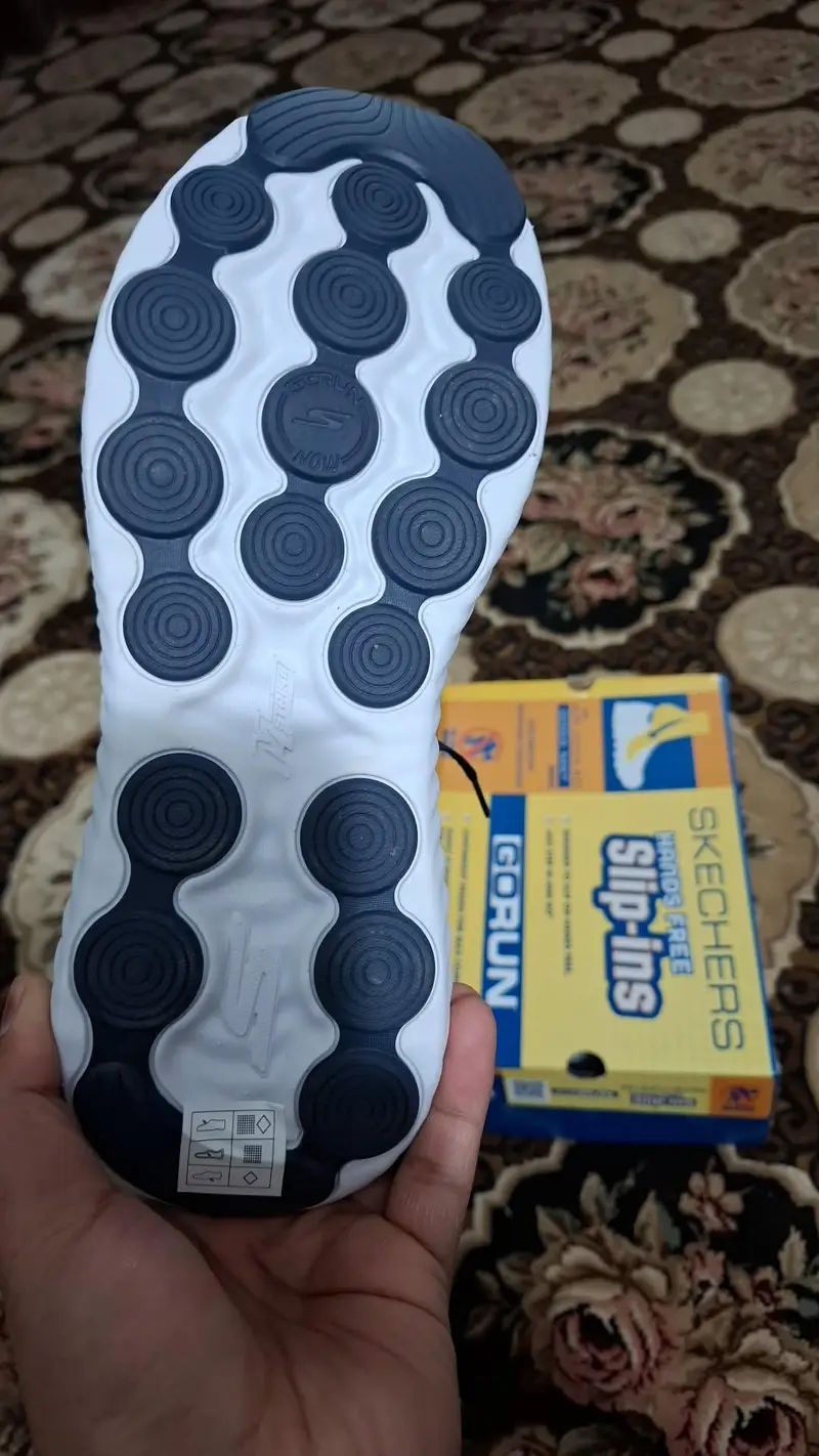 Skechers Shoes/Men Shoes /Branded Shoes/Imported Shoes/Premium Shoes