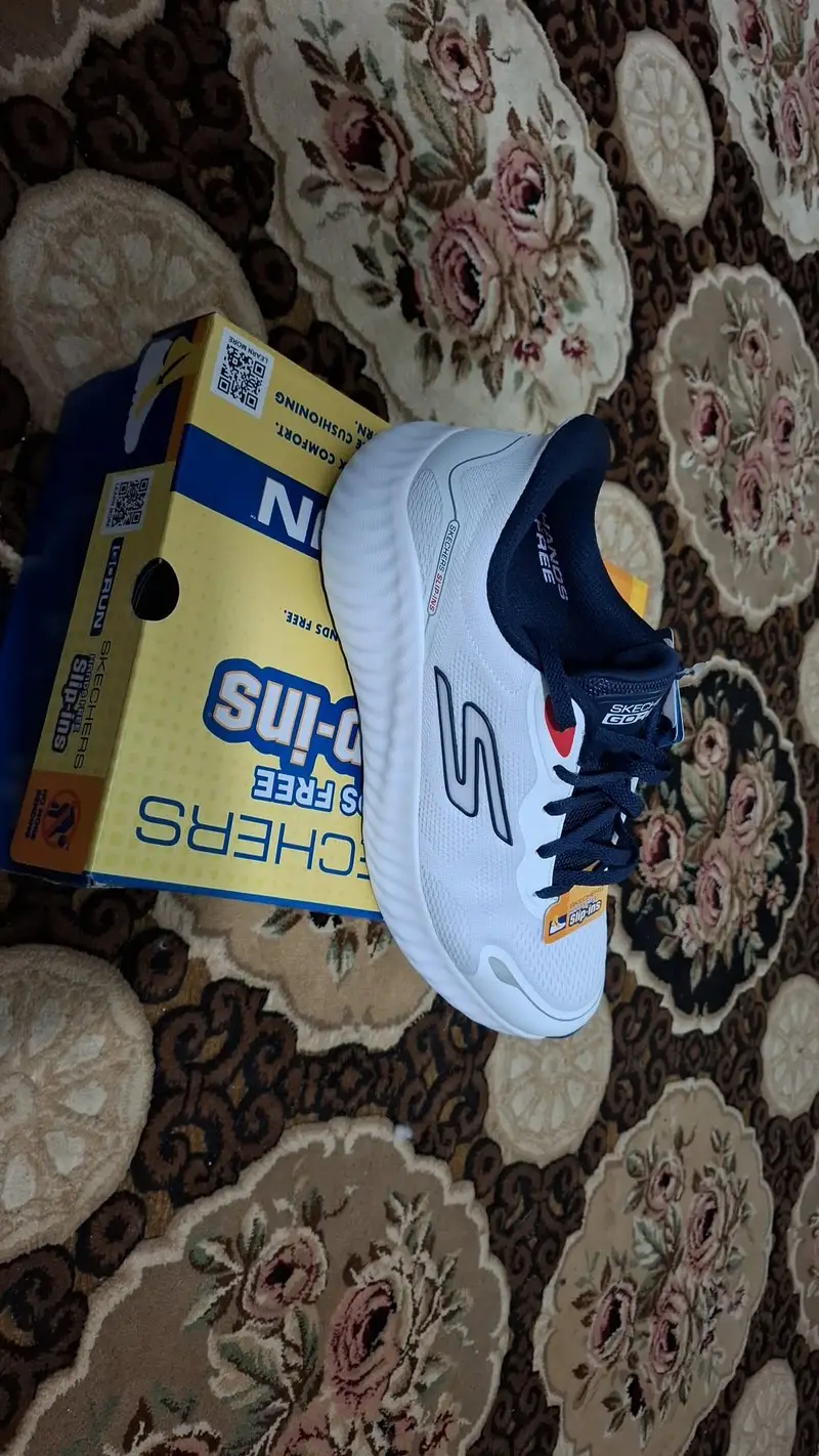 Skechers Shoes/Men Shoes /Branded Shoes/Imported Shoes/Premium Shoes