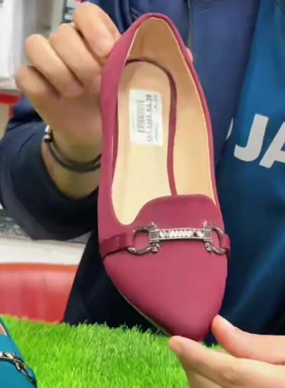 Men’s Joggers, Men’s Sneakers & Ladies Khussa Shoes Available |