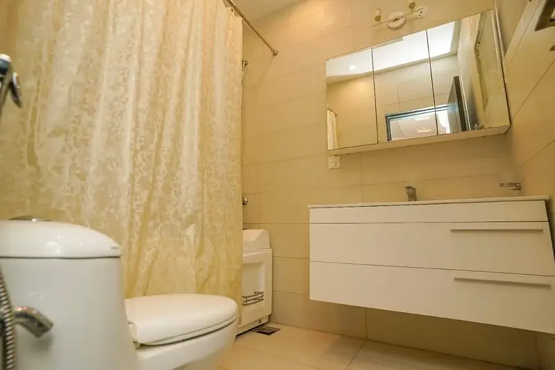 10 Marla Luxurious Furnished House Available For Rent In Phase 8 Bahria Town