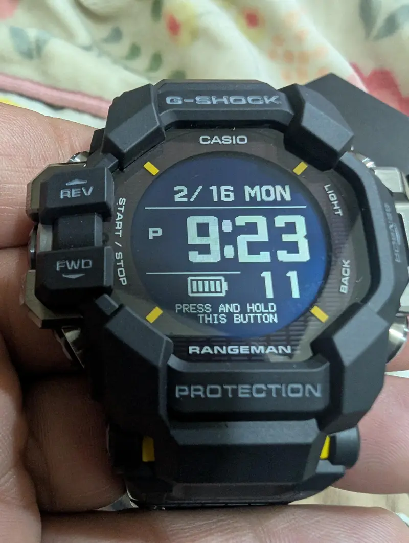 Brand new, never used, all accessories are box packed, anyone wanted to buy it in less than 3 lac, please don't txt or call me. Only serious ppl are welcomed. No replacement options, just cash please