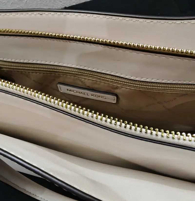 Michael Kors Women’s Bag | Luxury Handbag | Branded Bag | Women Bag