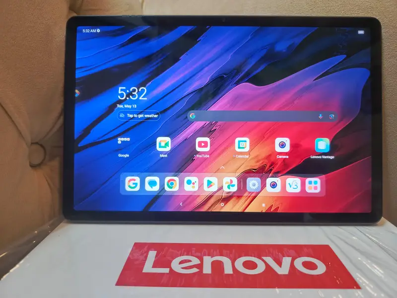 Tablets by Lenovo Samsung