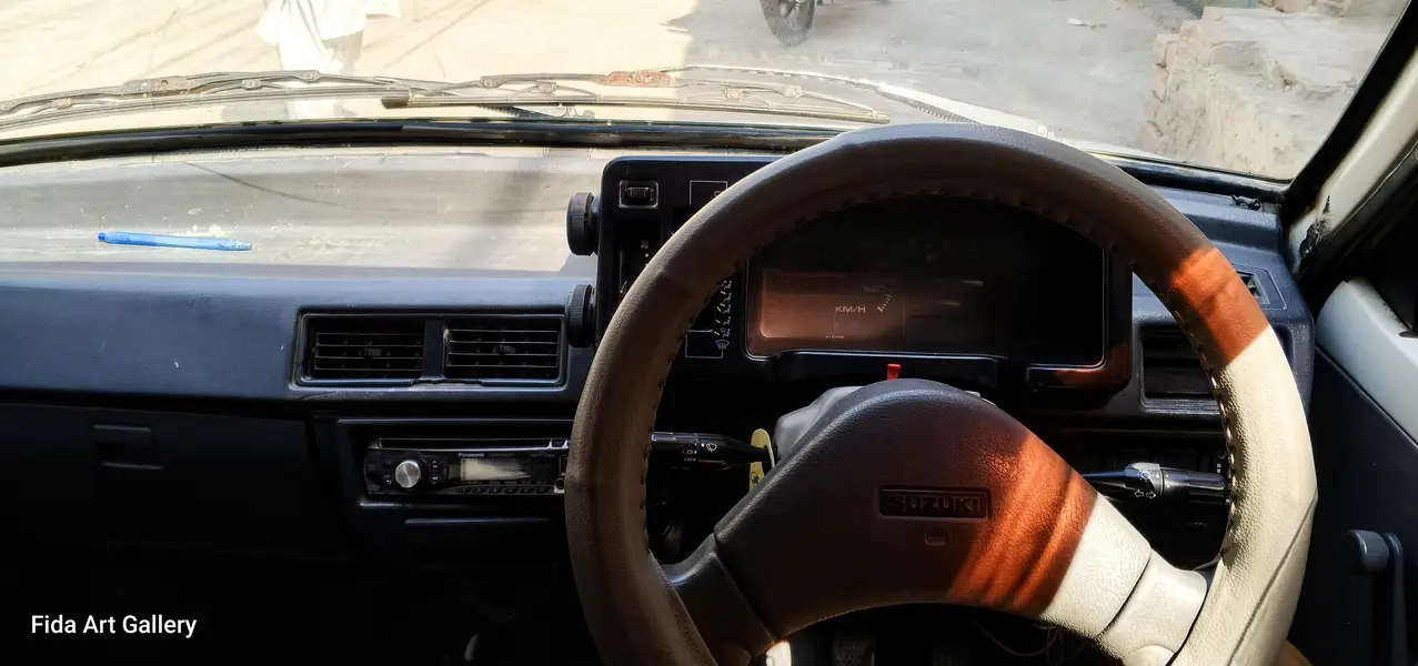 white Suzuki mehran vxr