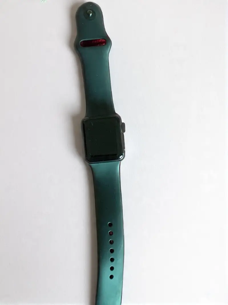 • Apple Watch Series 3 42mm – Genuine | Smooth Working