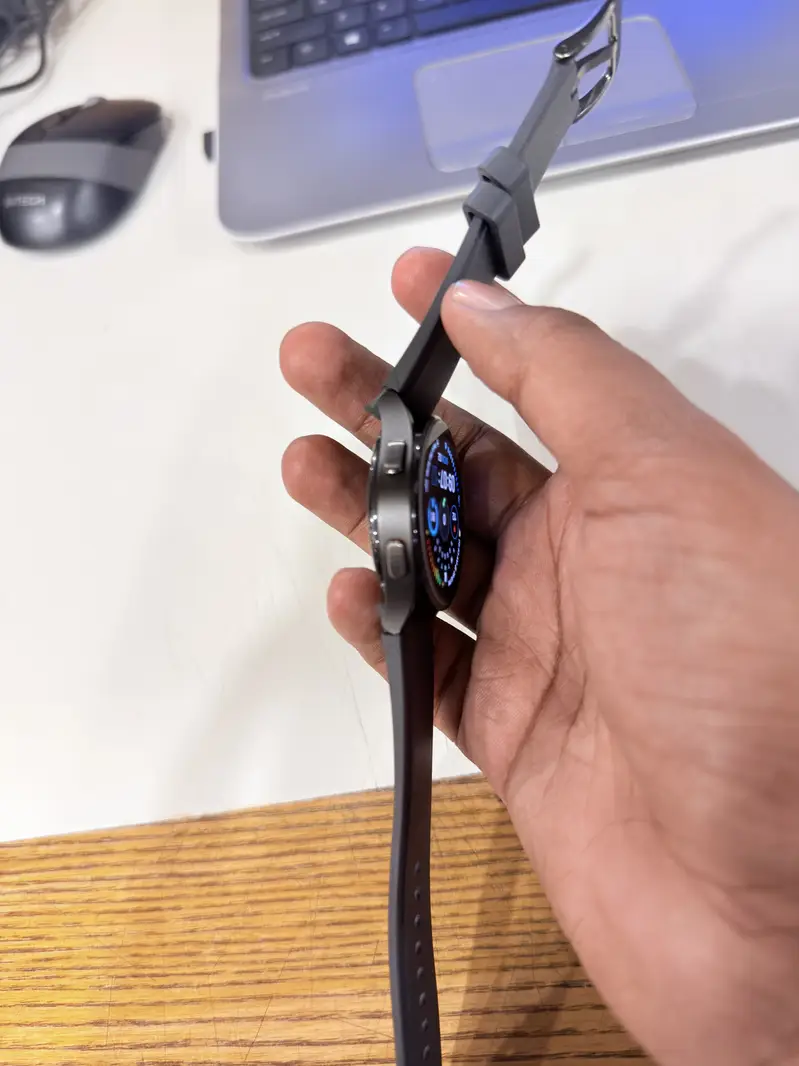 Samsung Galaxy Watch 4 (40mm) Excellent Condition | Bluetooth Calling