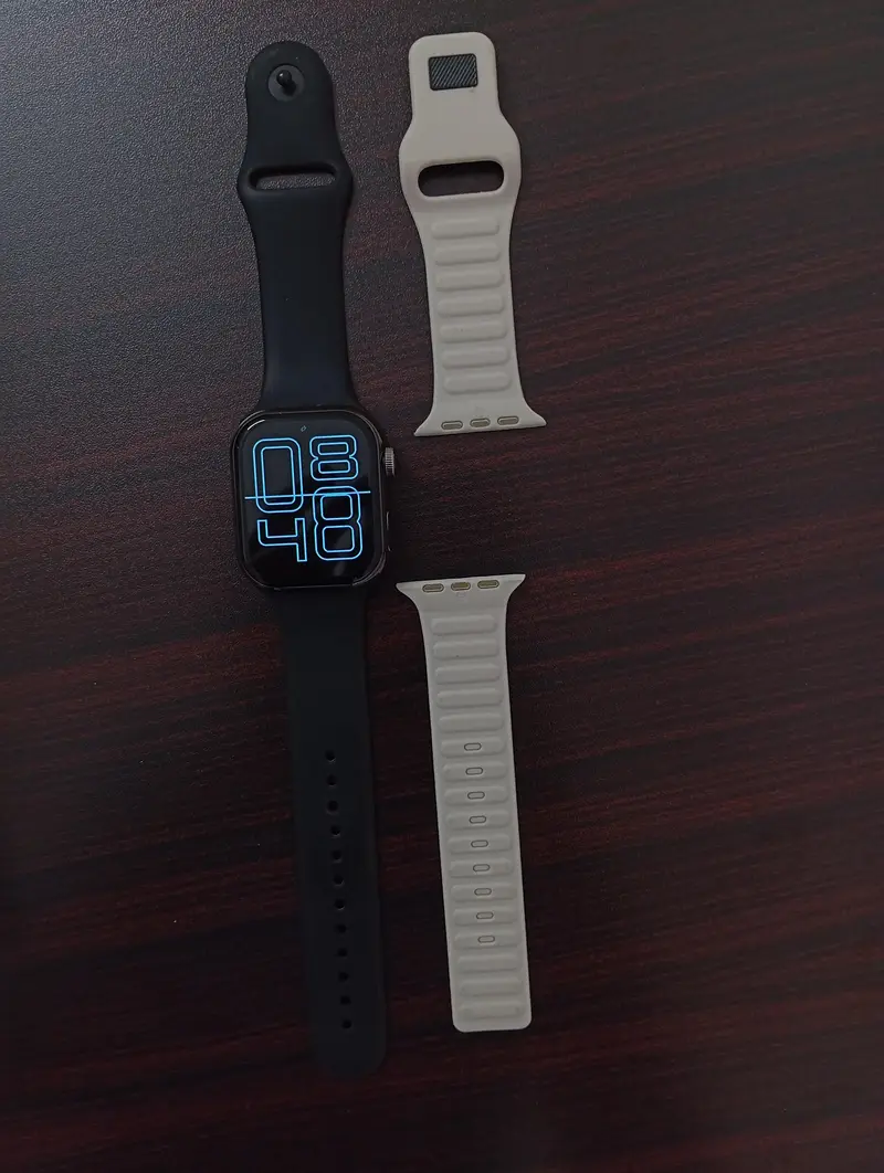 HEATZ SW10 Smart Watch -2.01 " AMOLED Display (Only 2 Month's Used)