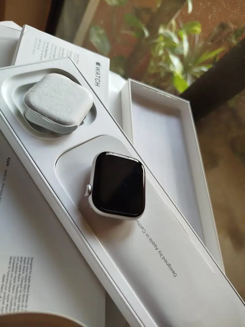 Apple Watch Series 10 46MM 100% Battery Health