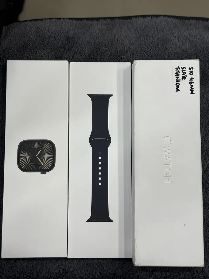 APPLE WATCH SERIES 10 46 MM SLATE TITANIUM WITH BLACK BAND BOX PACK