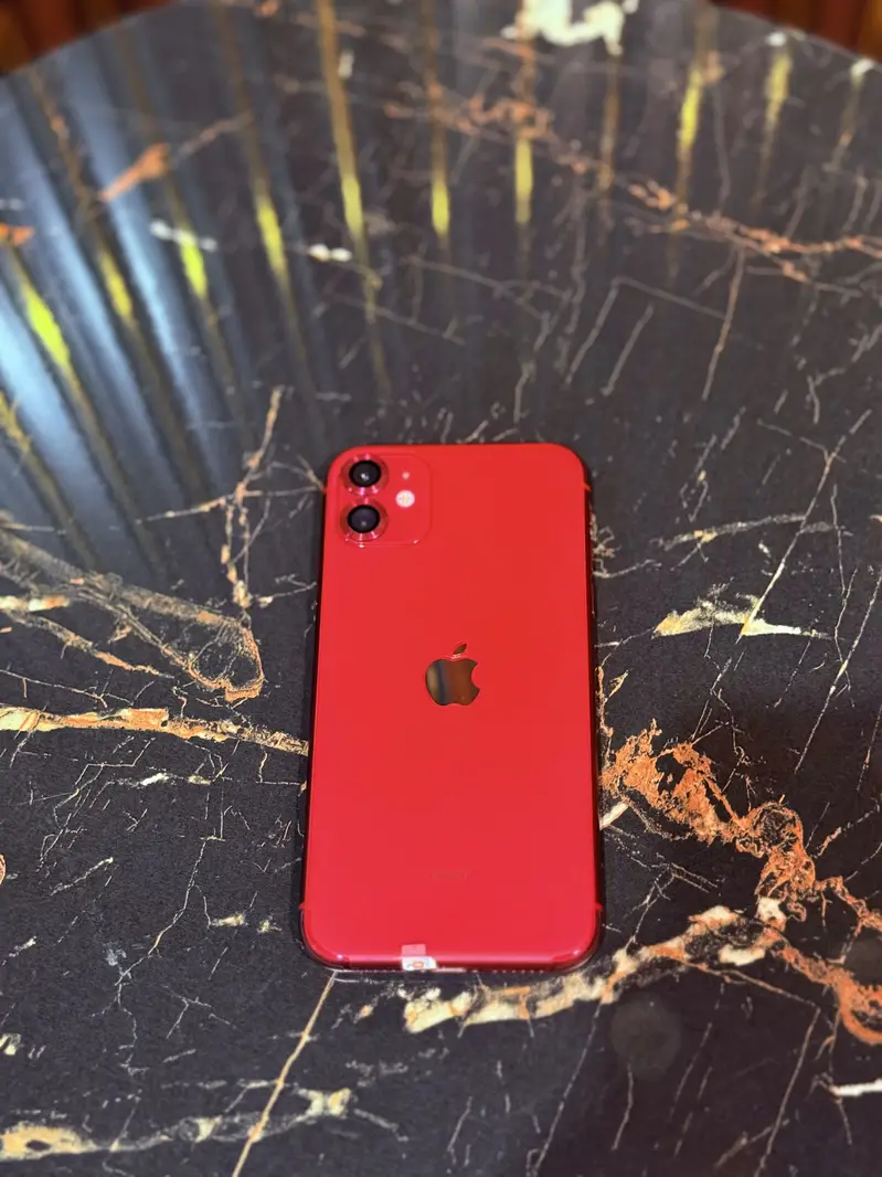 Apple iPhone 11 256GB (Red) | PTA Approved | Premium Condition