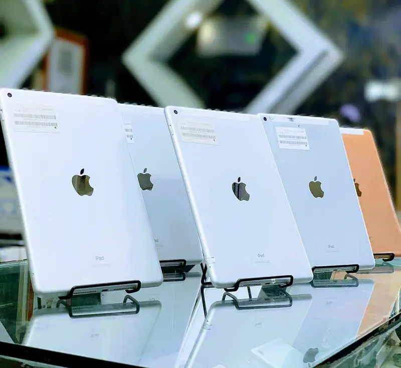 Apple iPad 7th Generation 32GB | Perfect for Study & Gaming