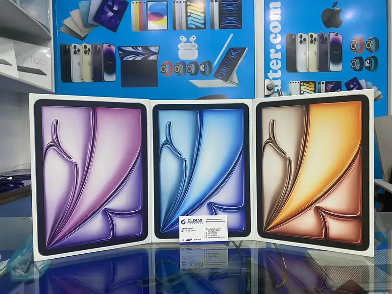 iPad Air M3 / 7th Generation / 11” / 128GB