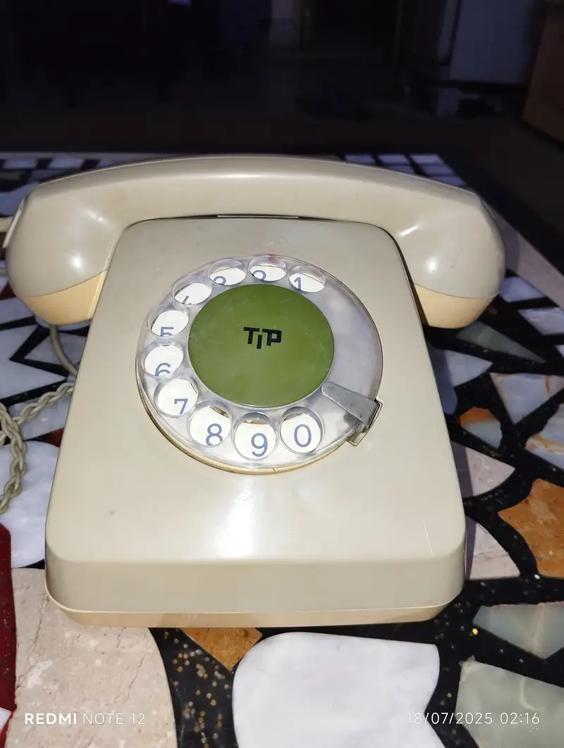 Antique telephone set for sale