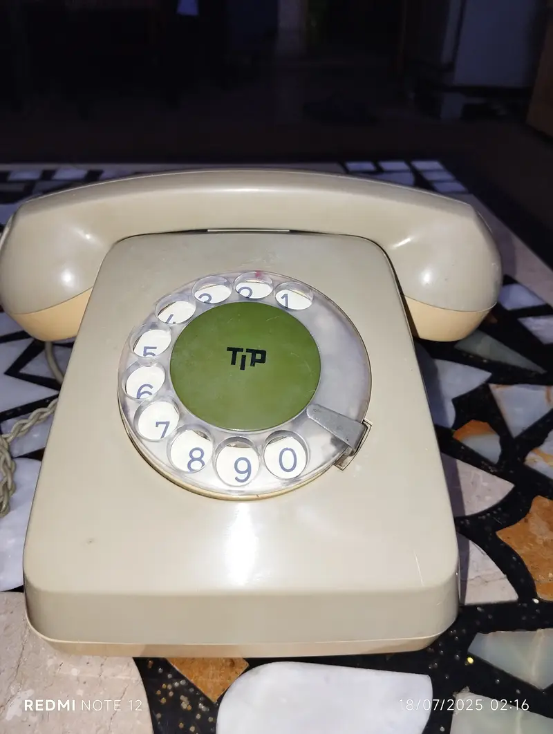 Antique telephone set for sale