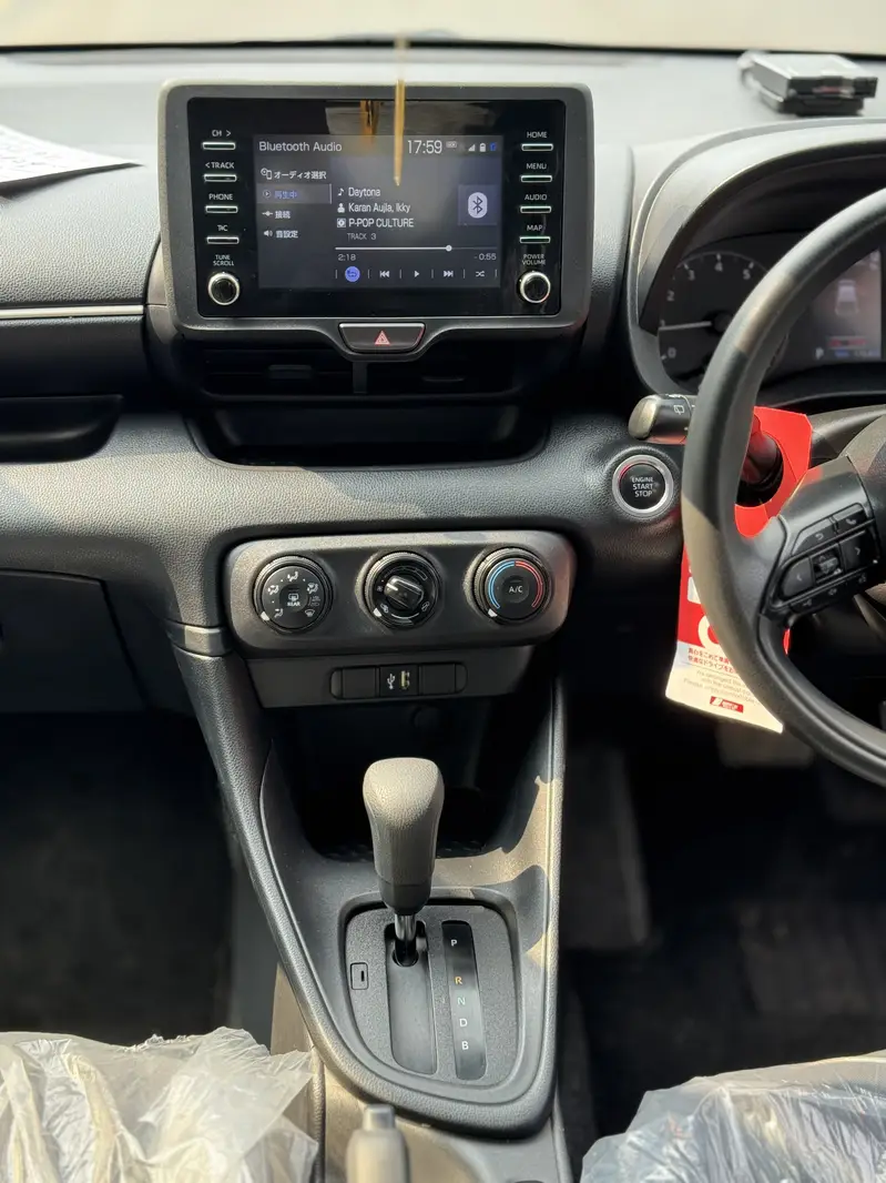 Toyota YARIS X 2022/2025