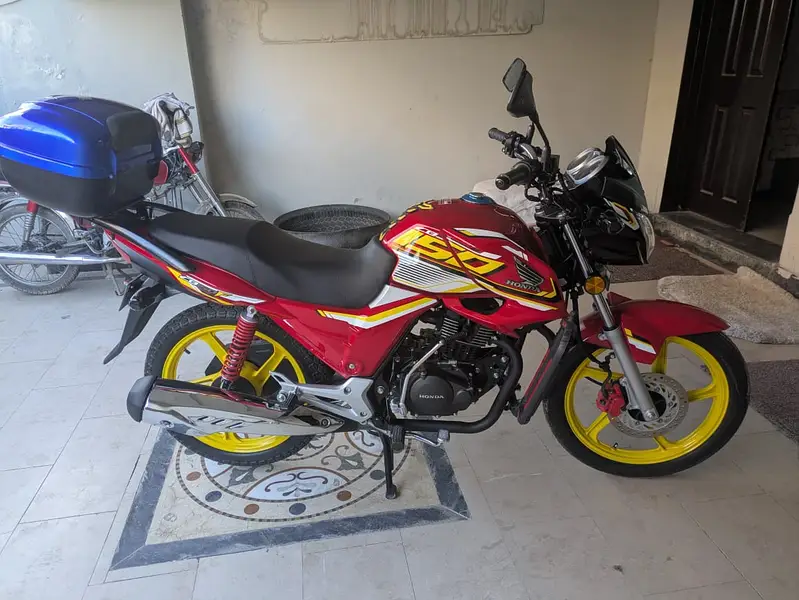 Honda CB 150F | 2025–26 Model | Almost Brand New