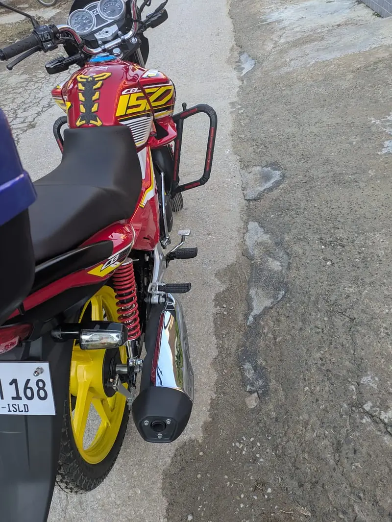 Honda CB 150F | 2025–26 Model | Almost Brand New