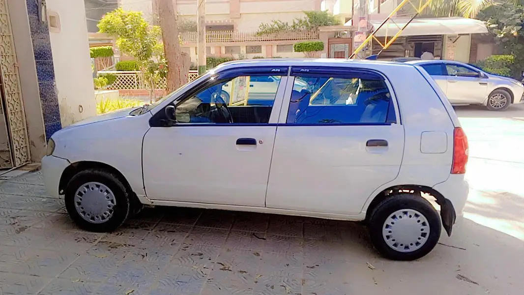 Suzuki Alto VXR 2011