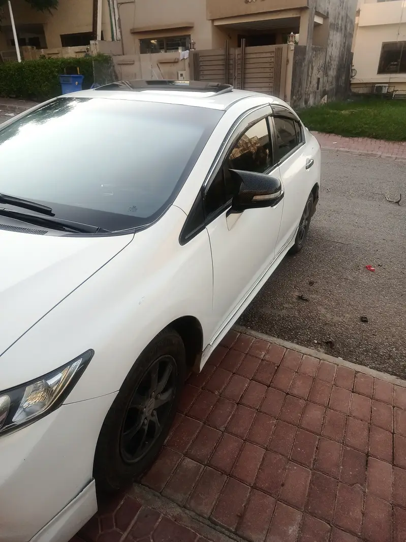 Honda Civic VTi Oriel Prosmatec 2015 UG