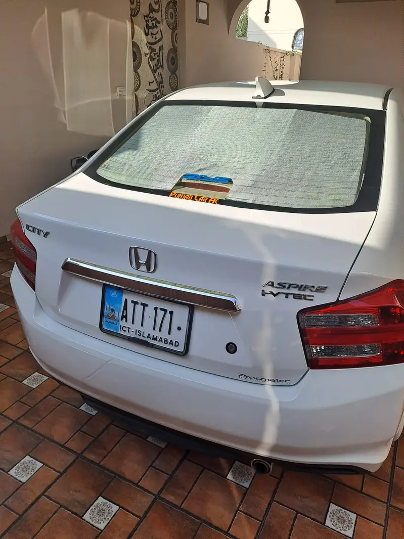 Honda City Aspire 2021 Automatic | Brand New Tyres | Islamabad Registe