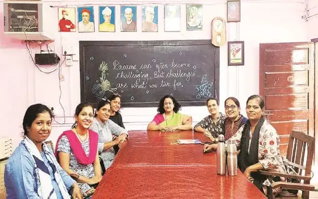Controversy Erupts Over Bbmp's Decision To Hire Teachers Through Security Agencies