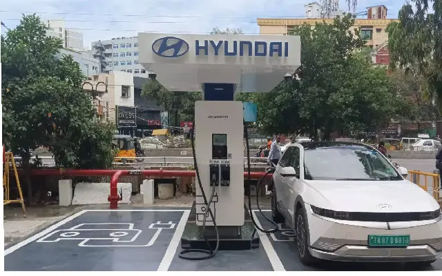 Hyundai Sets Up First 180 Kw Dc Fast Ev Charging Station In Chennai