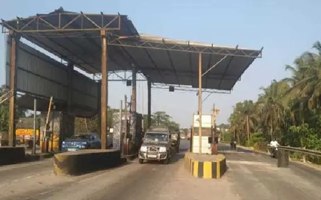 Lack Of Safety Measures At Brahmarakotlu Toll Plaza On Nh75