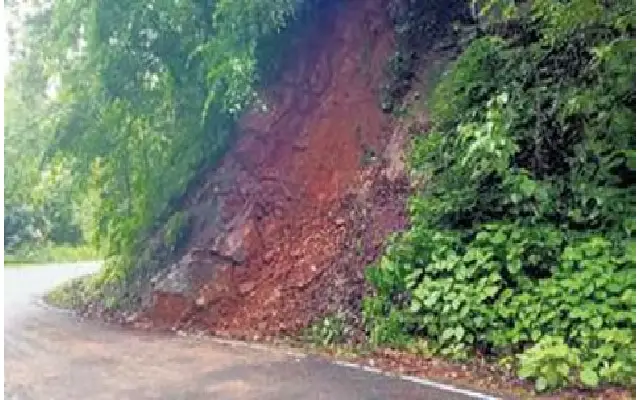 Landslide Blocks Section Of Nh 206 In Uttara Kannada Due To Heavy Rains