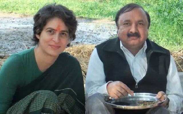 Priyanka Gandhi Vadra With Kl Sharma