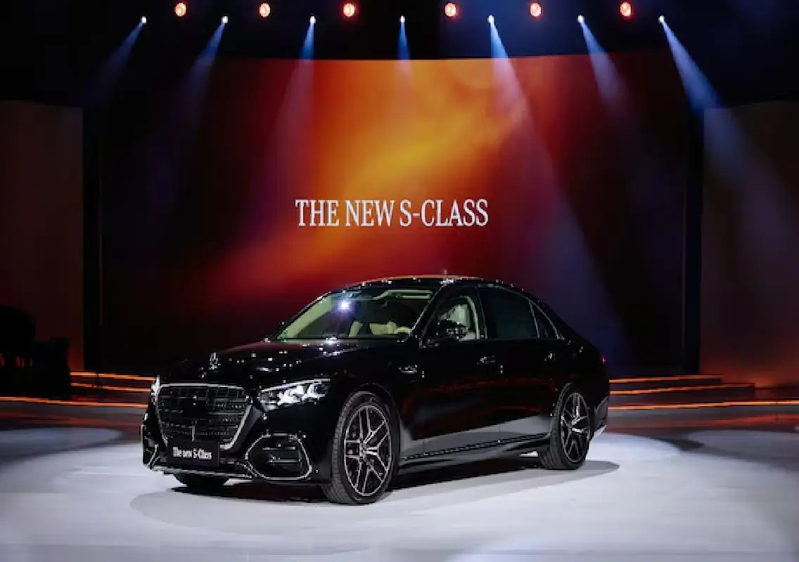 Mercedes-Benz launches 2026 S-Class in India from ₹2.20 crore | News ...
