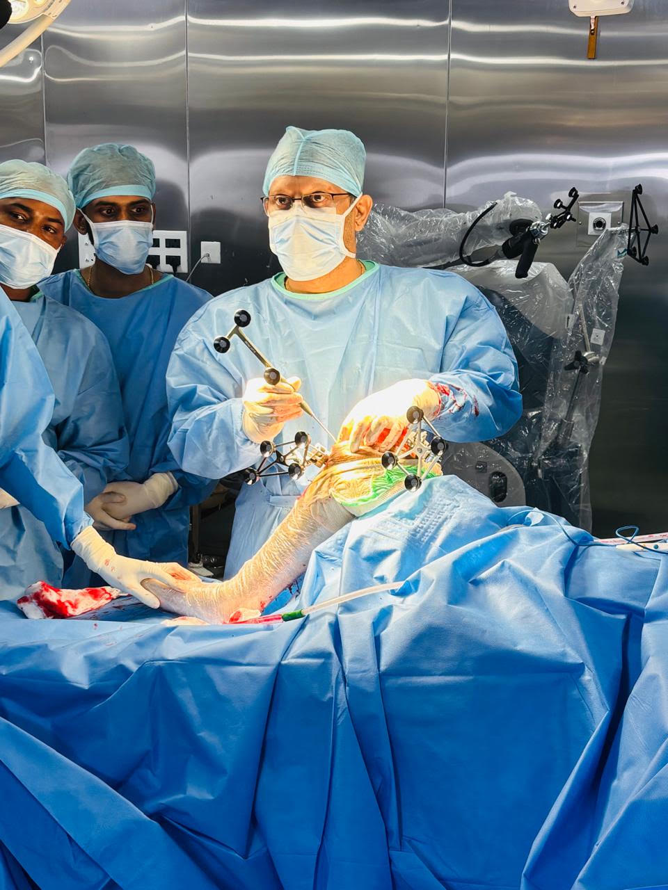Father Muller Hospital Performs First Robotic Knee Replacement Surgery 2 unnamed