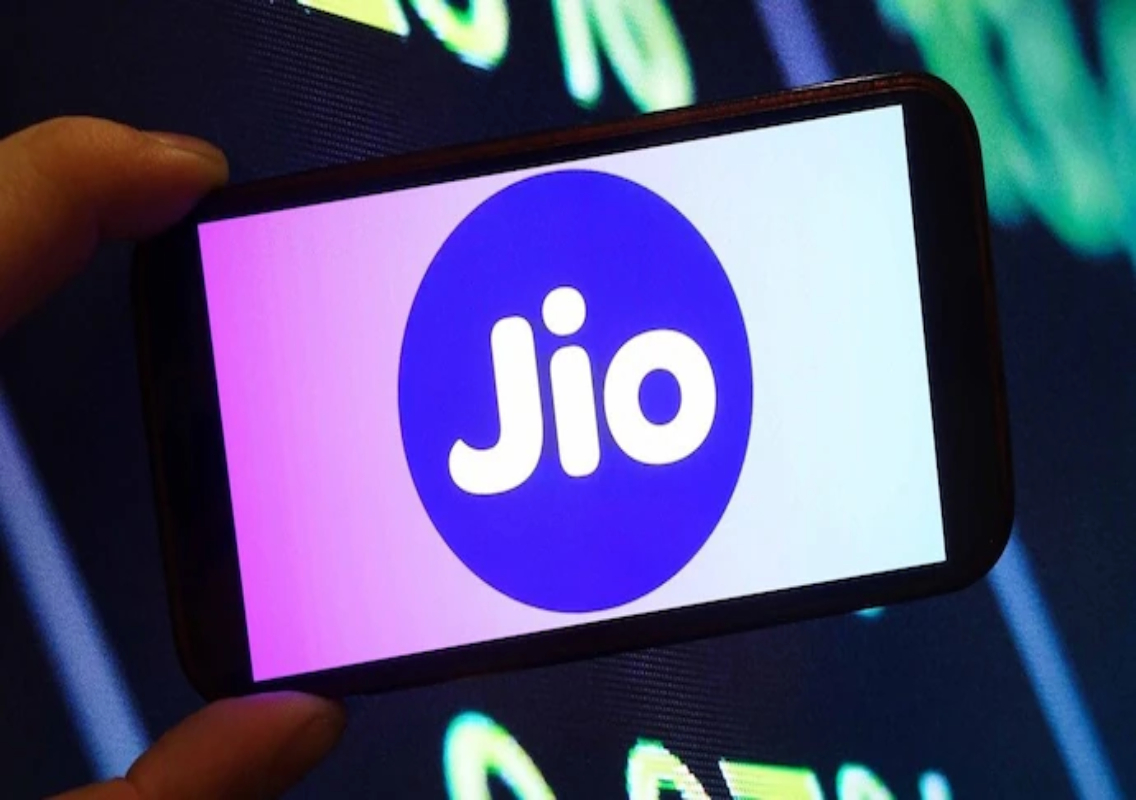Jio plans 1,600 satellites to rival Starlink