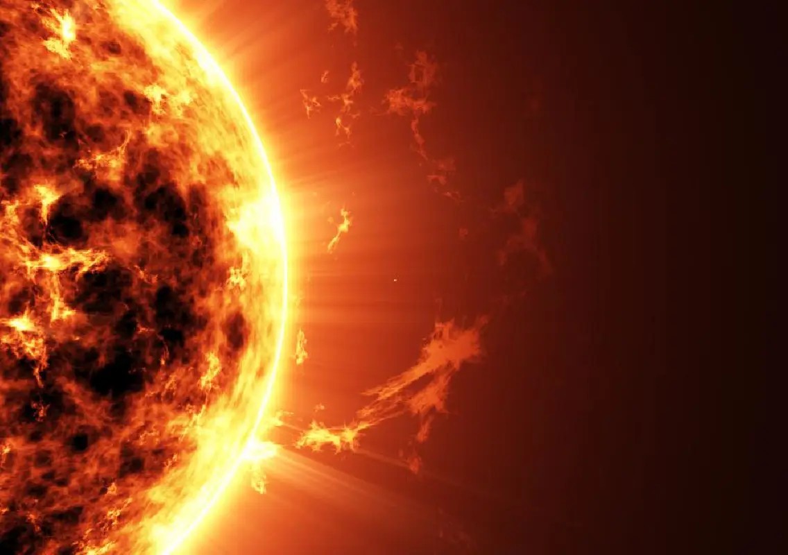 Sun gives early clues before powerful solar flares, study finds