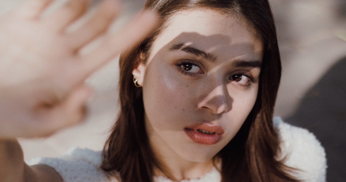 Dating without showing face