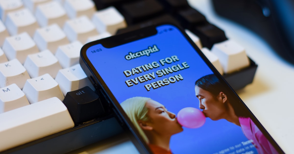 Introvert online dating guide