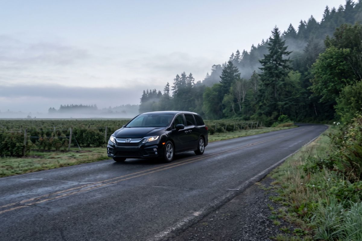 Scholls to Portland PDX Airport Shuttle Service